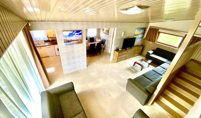 Villa 55 & Pool Sifok - Augusztus 20. (min. 5 j)