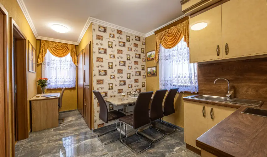 Vrs lom Apartman Panzi Tiszakcske Tiszakcske - Augusztus 20.