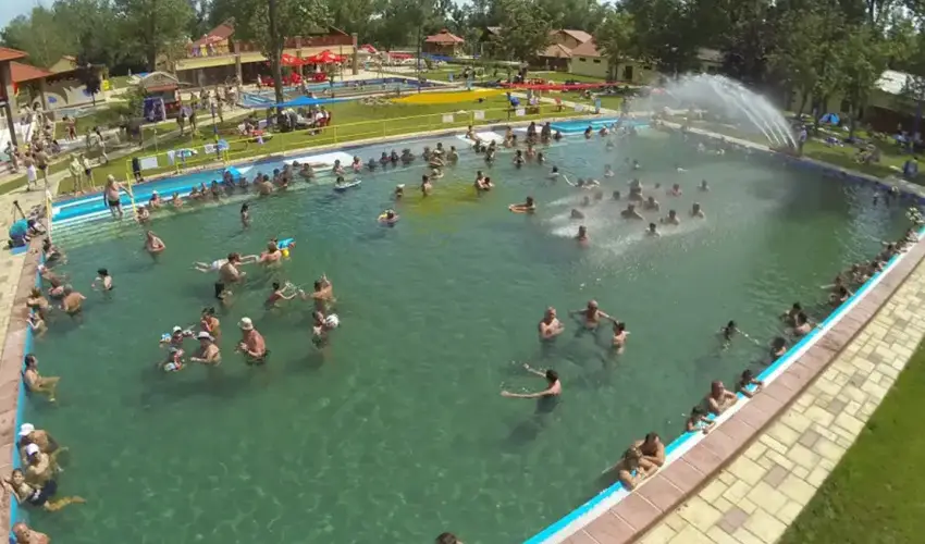 Vrs lom Apartman Panzi Tiszakcske Tiszakcske - Augusztus 20.