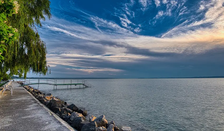 Vil�gos Hotel Balatonvil�gos - Augusztus 20.