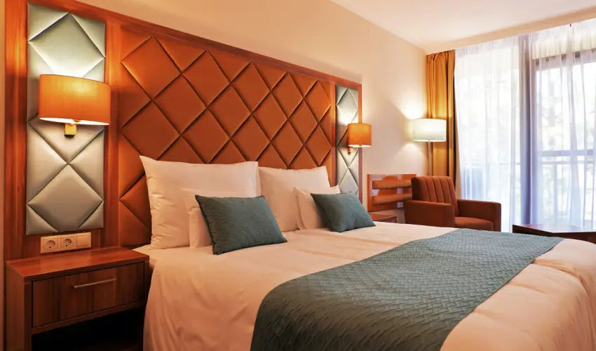 Wellness Hotel Gyula Gyula - Augusztus 20. (min. 5 j)