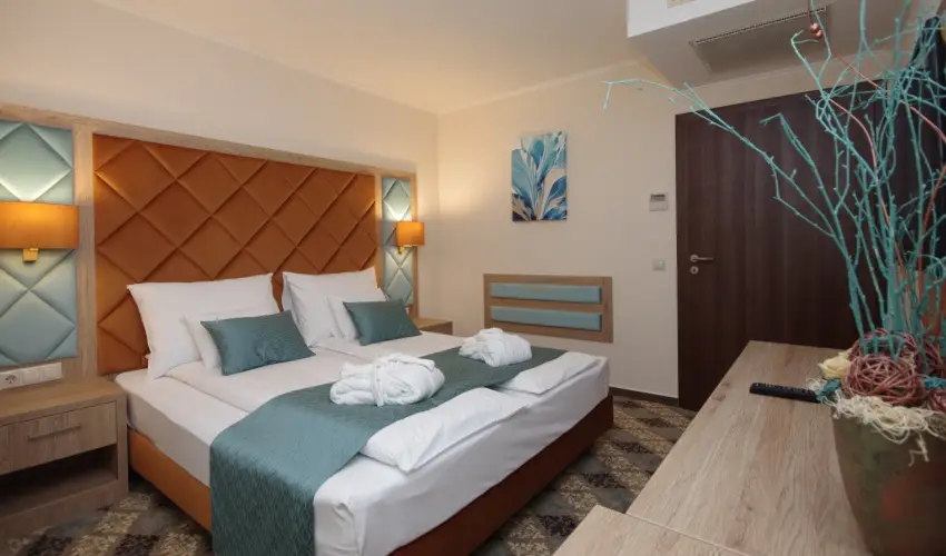 Wellness Hotel Gyula Gyula - Augusztus 20. (min. 5 j)