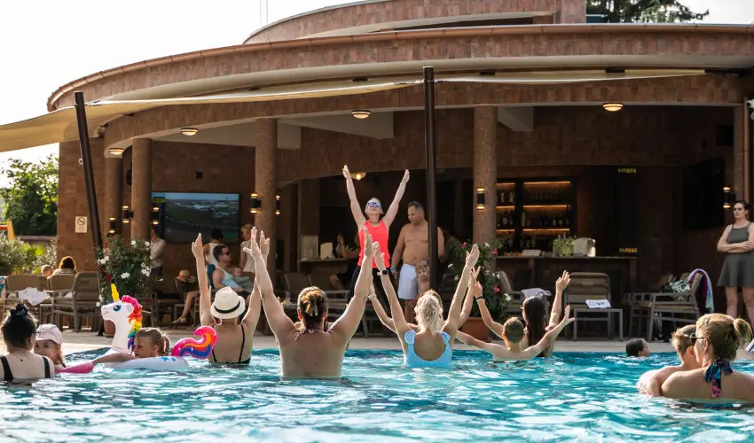 Wellness Hotel Gyula Gyula - Augusztus 20. (min. 5 j)