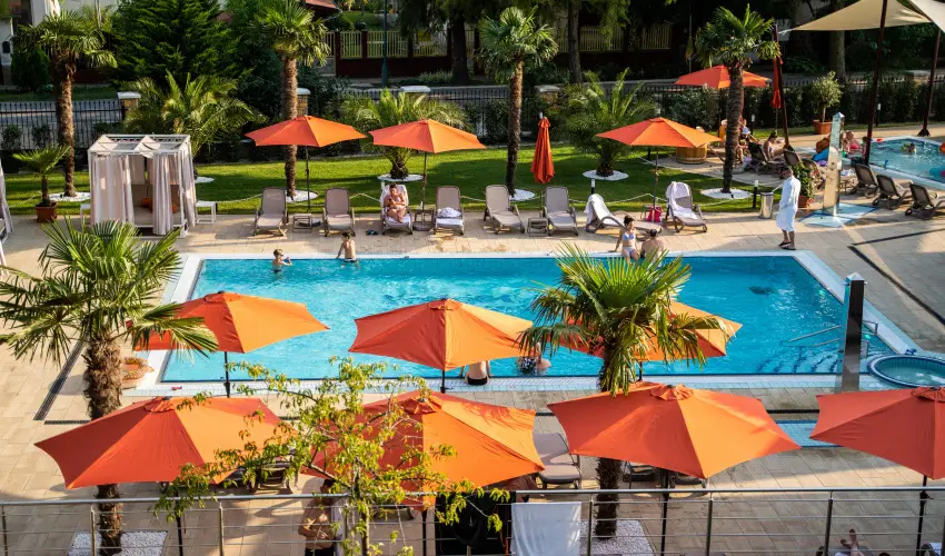 Wellness Hotel Gyula Gyula - Augusztus 20. (min. 5 j)