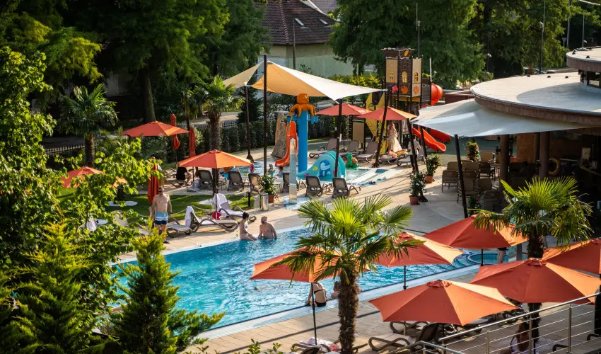 Wellness Hotel Gyula Gyula - Augusztus 20. (min. 5 j)