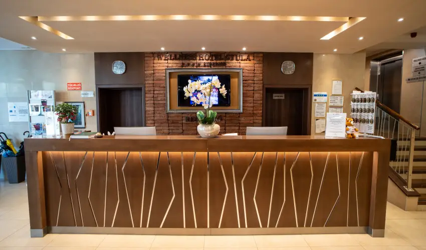 Wellness Hotel Gyula Gyula - Augusztus 20. (min. 2 �j)