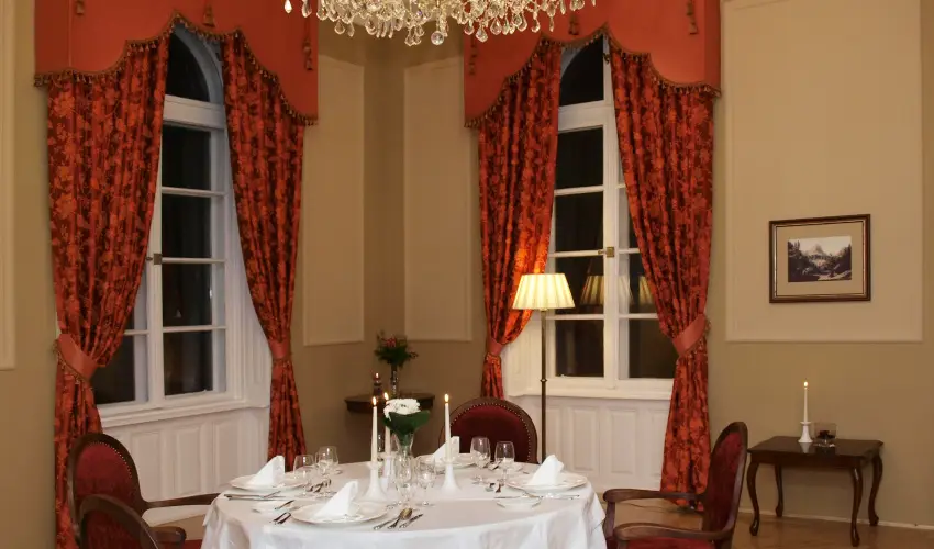 La Contessa Kastlyhotel Szilvsvrad - Augusztus 20. - teljes elrefizetssel