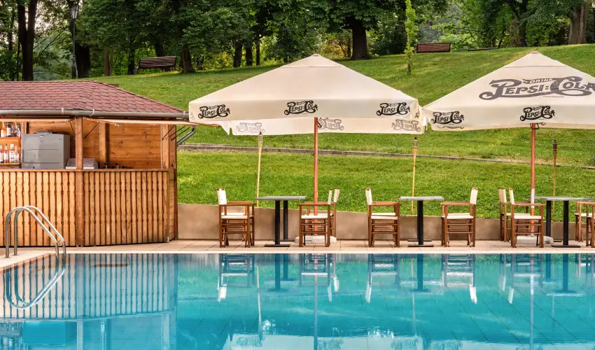 La Contessa Kastlyhotel Szilvsvrad - Augusztus 20. - teljes elrefizetssel