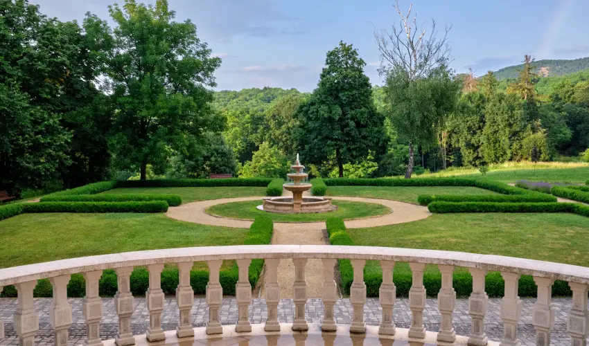 La Contessa Kastlyhotel Szilvsvrad - Augusztus 20. - teljes elrefizetssel