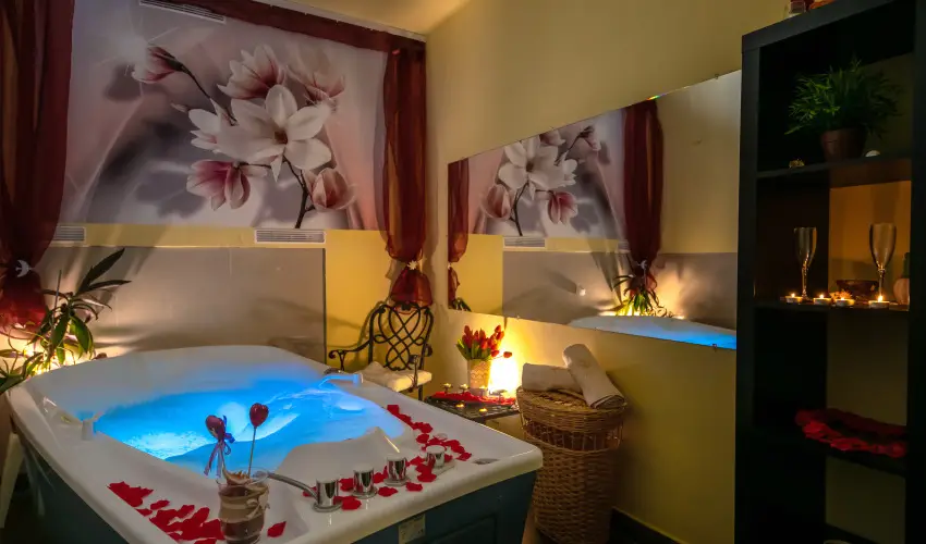 La Contessa Kastlyhotel Szilvsvrad - Augusztus 20. - teljes elrefizetssel