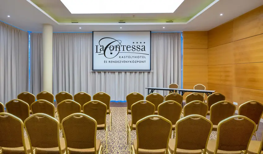 La Contessa Kastlyhotel Szilvsvrad - Augusztus 20. - teljes elrefizetssel