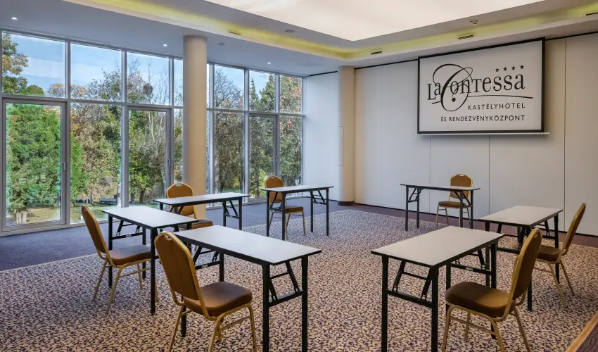 La Contessa Kastlyhotel Szilvsvrad - Augusztus 20. - teljes elrefizetssel