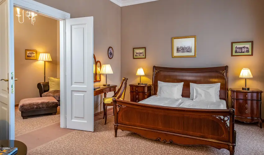 La Contessa Kastlyhotel Szilvsvrad - Augusztus 20. - teljes elrefizetssel