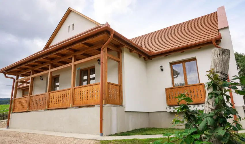 Zempl�ni T�nd�rkert Vend�gh�z F�z�rkoml�s - Augusztus 20. (min. 2 �j)