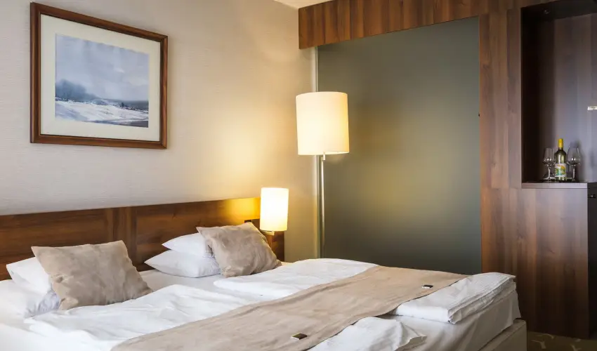 Zenit Hotel Balaton Vonyarcvashegy - Augusztus 20. (min. 2 j)