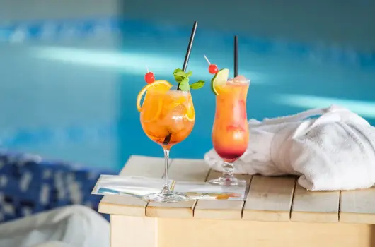 Zenit Hotel Balaton - Augusztus 20. (min. 2 j)