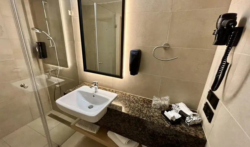 Zenit Hotel Balaton Vonyarcvashegy - Augusztus 20. (min. 2 j)