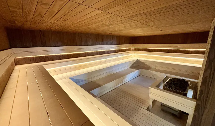 Zenit Hotel Balaton Vonyarcvashegy - Augusztus 20. (min. 2 j)