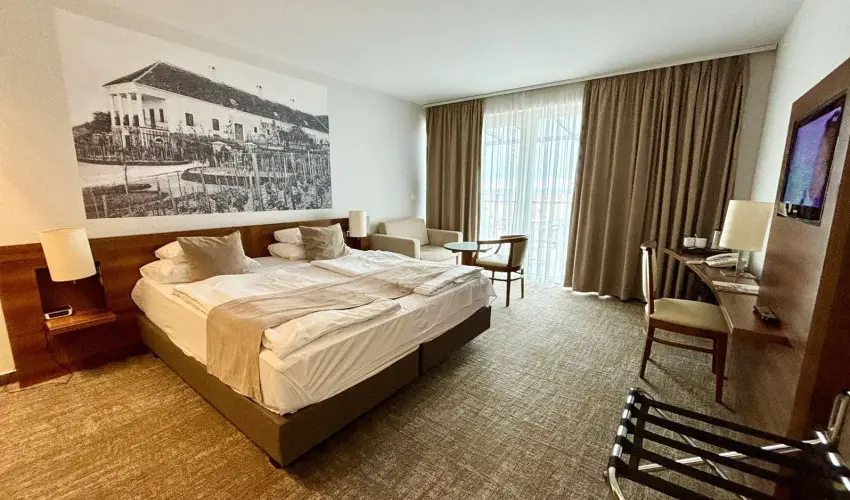 Zenit Hotel Balaton Vonyarcvashegy - Augusztus 20. (min. 2 j)