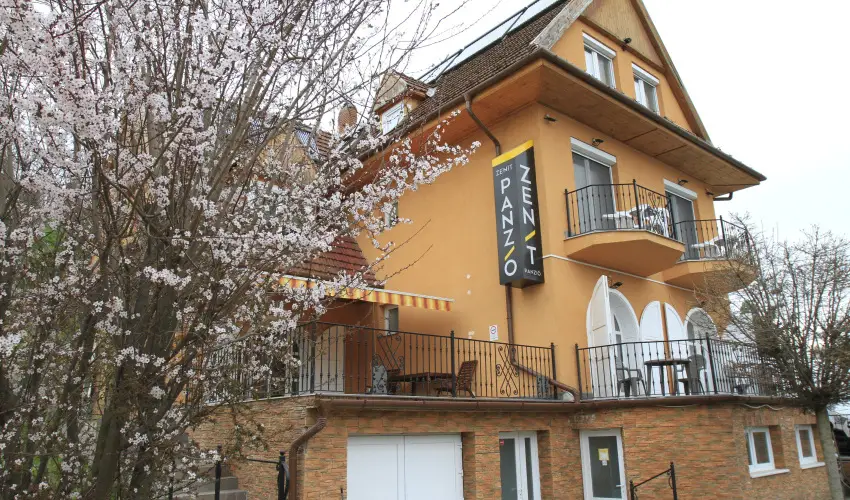 Zenit Panzi� Miskolctapolca - Augusztus 20.