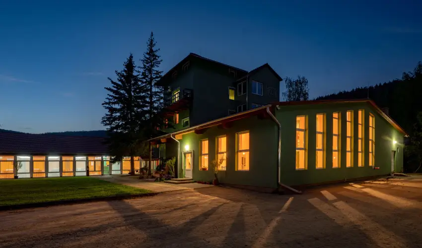 Zldsziget Menedk Rendezvny s Pihenhz Brna - Augusztus 20.