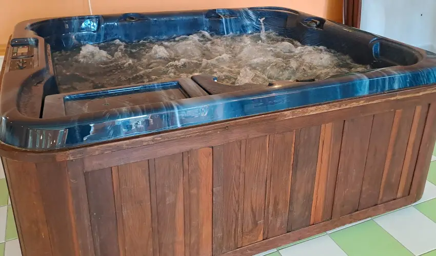 Zldsziget Menedk Rendezvny s Pihenhz Brna - Augusztus 20.