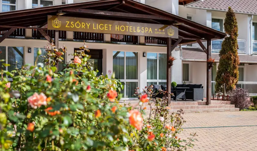 Zsry Liget Hotel & Spa Mezkvesd - Augusztus 20.