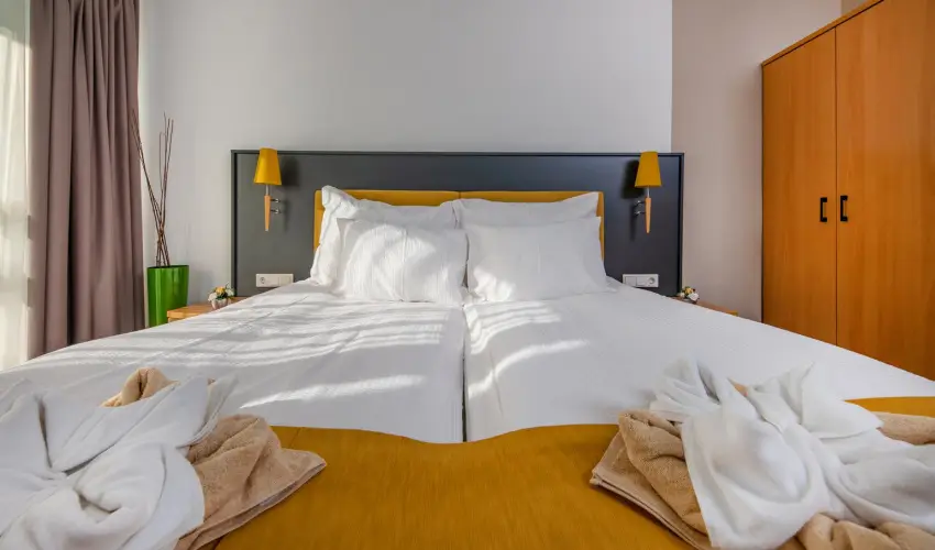 Zsry Liget Hotel & Spa Mezkvesd - Augusztus 20.