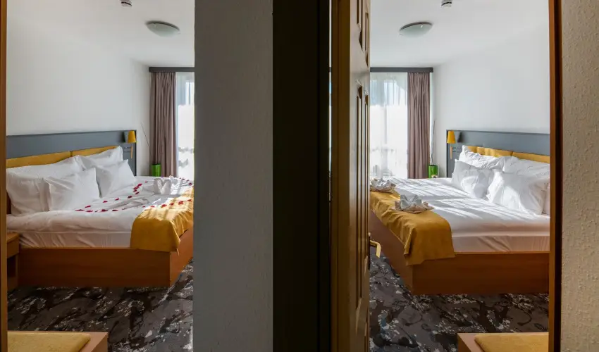 Zsry Liget Hotel & Spa Mezkvesd - Augusztus 20.